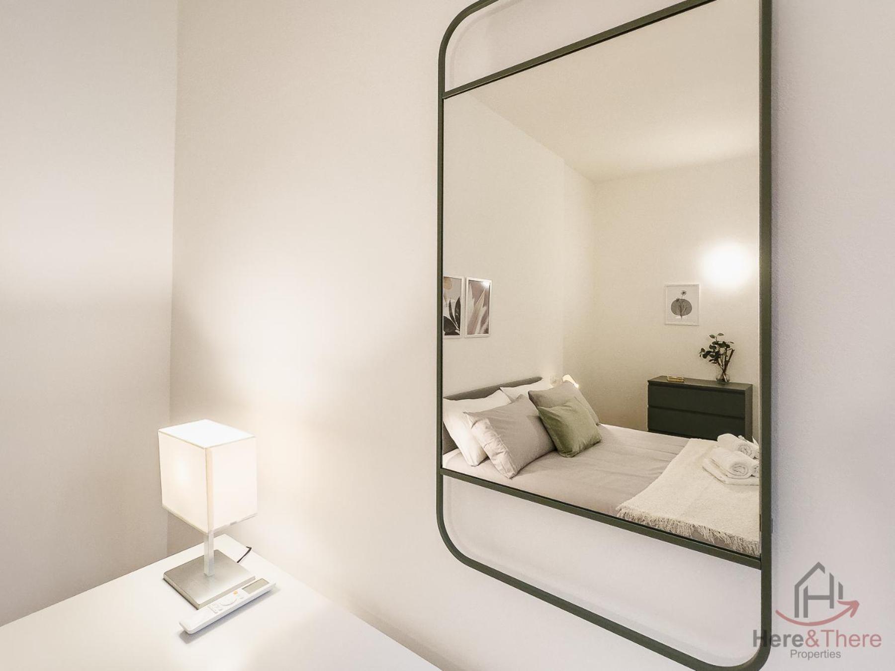 Apartment New Modern - Treni 10min - Hiper Wifi - Ac